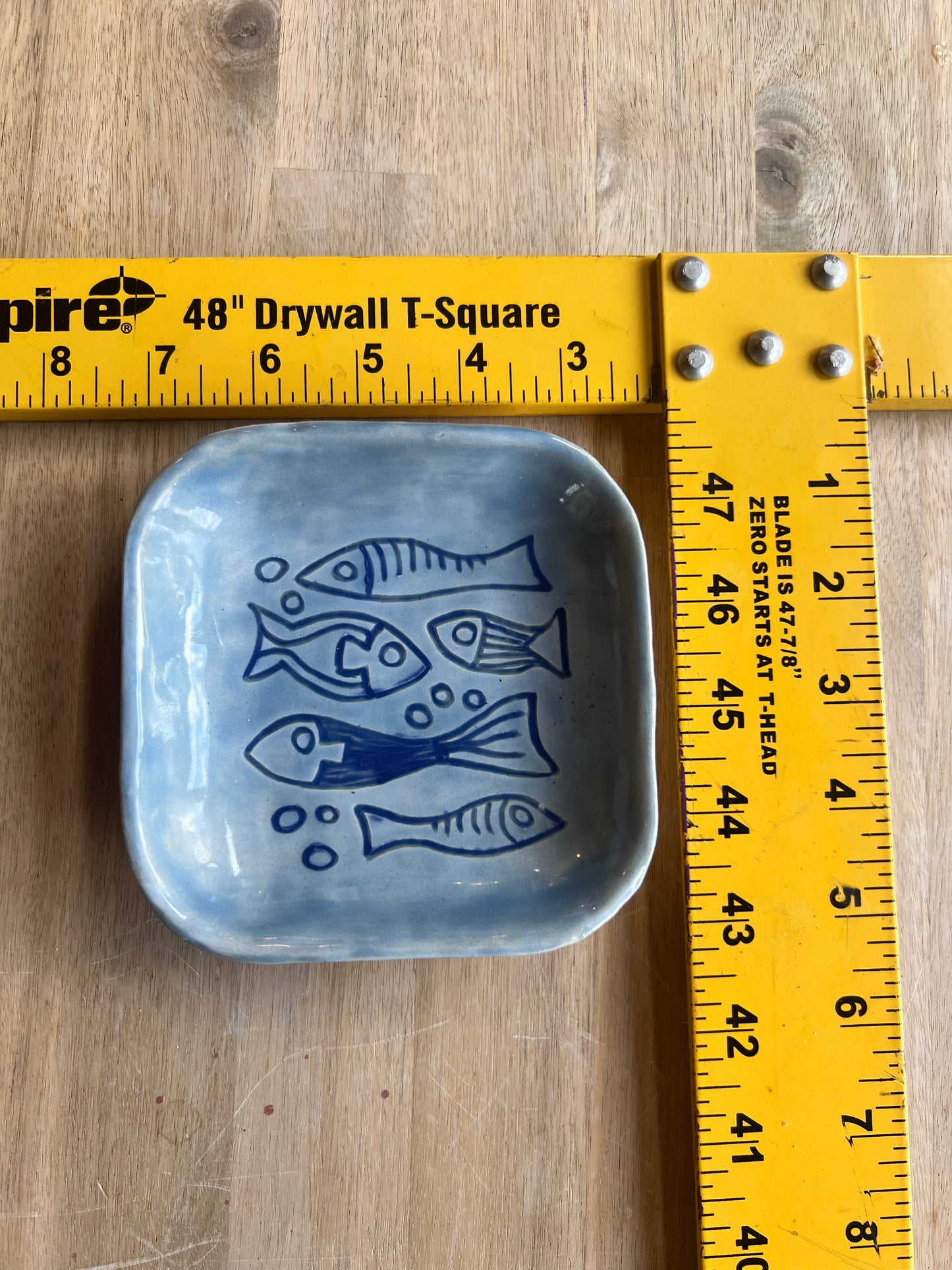 Ceramic fish tray / catch all