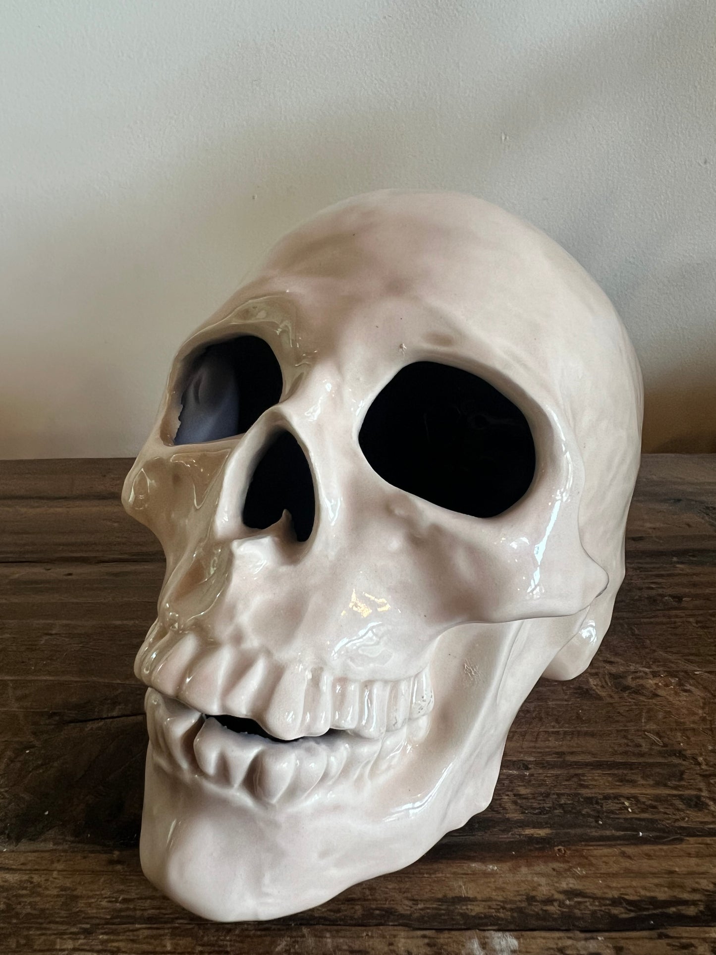Skull - ceramic