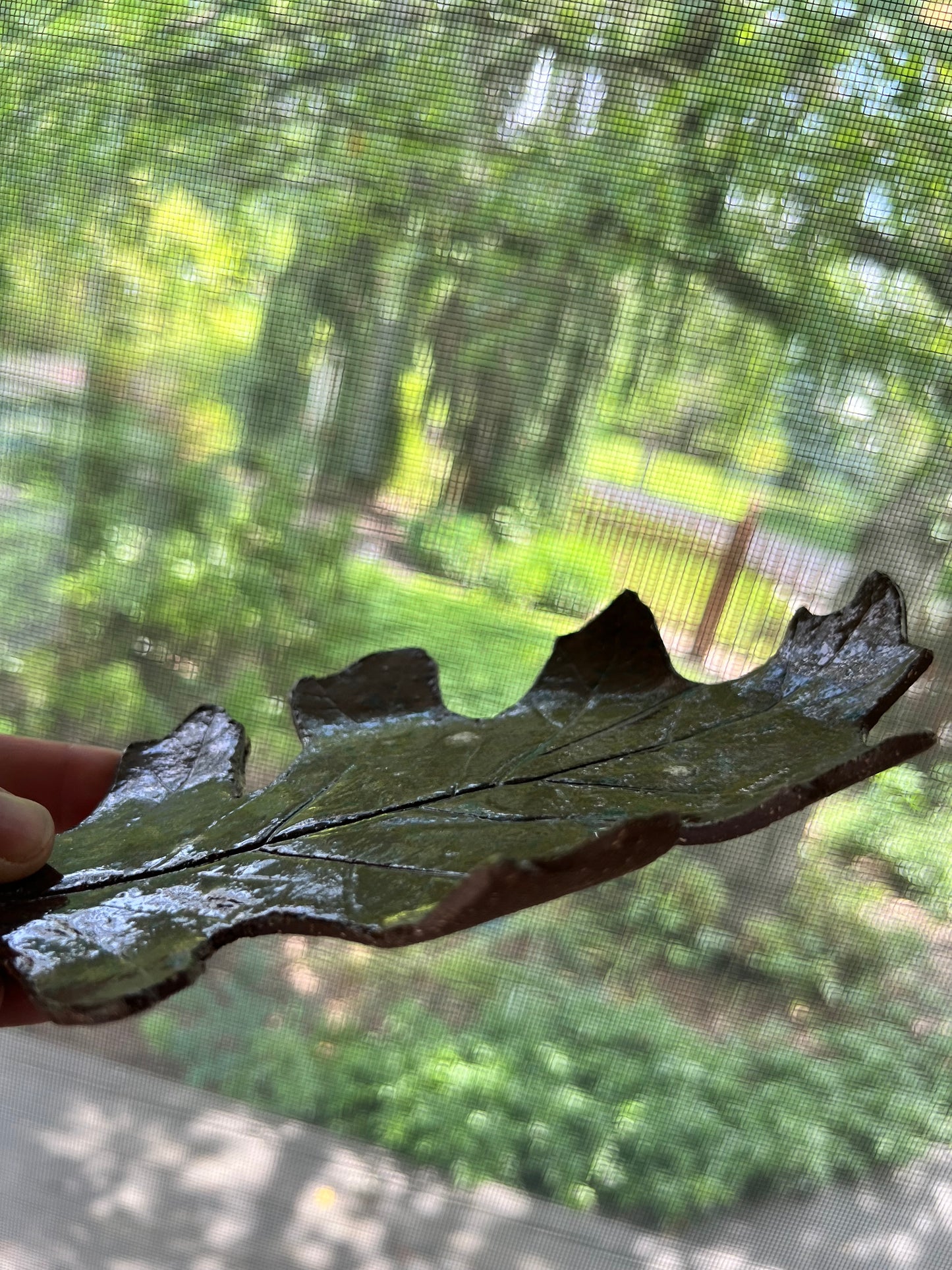 Set of 3 ceramic leaf coasters