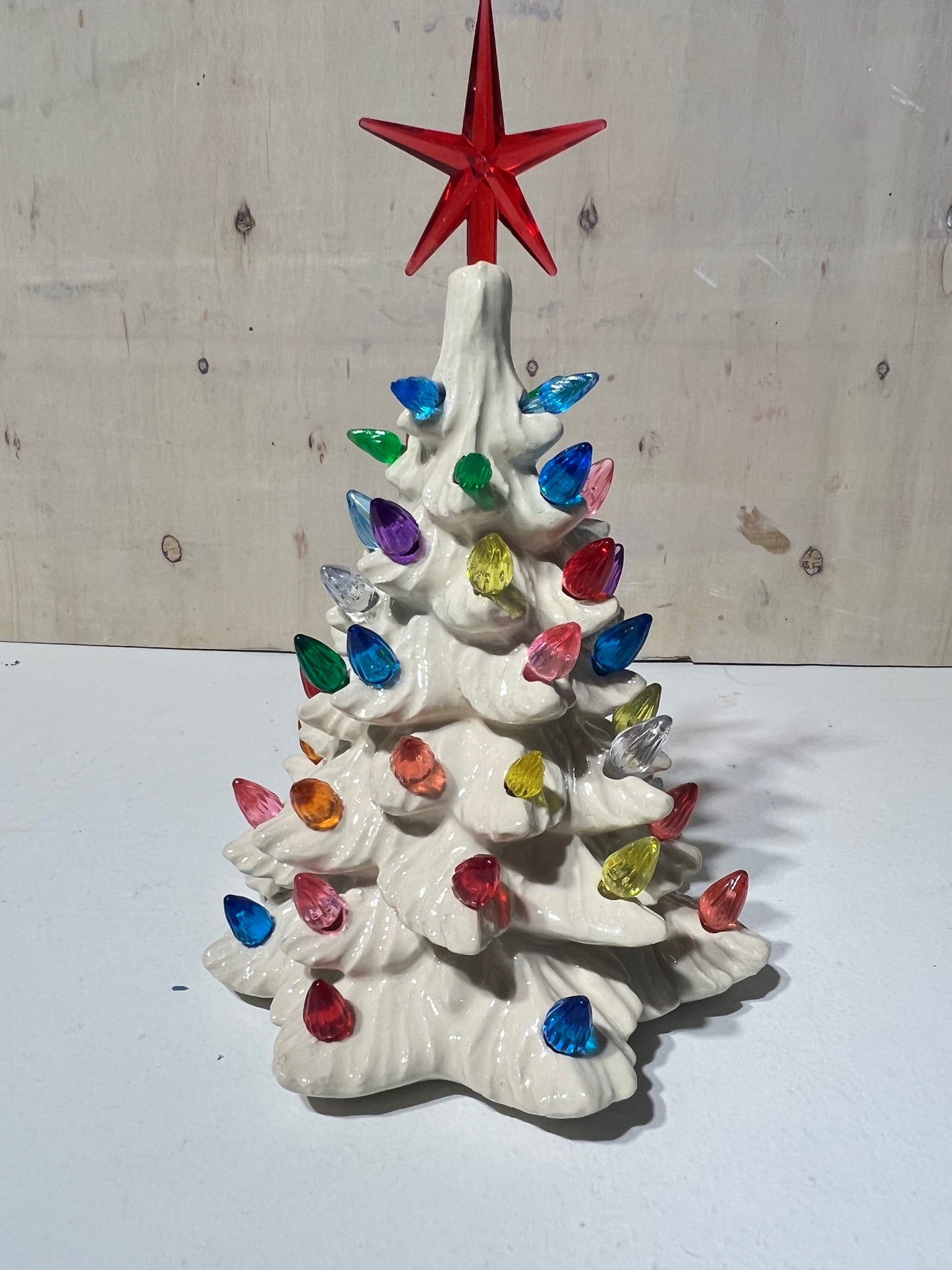 Vintage light up Christmas tree - White