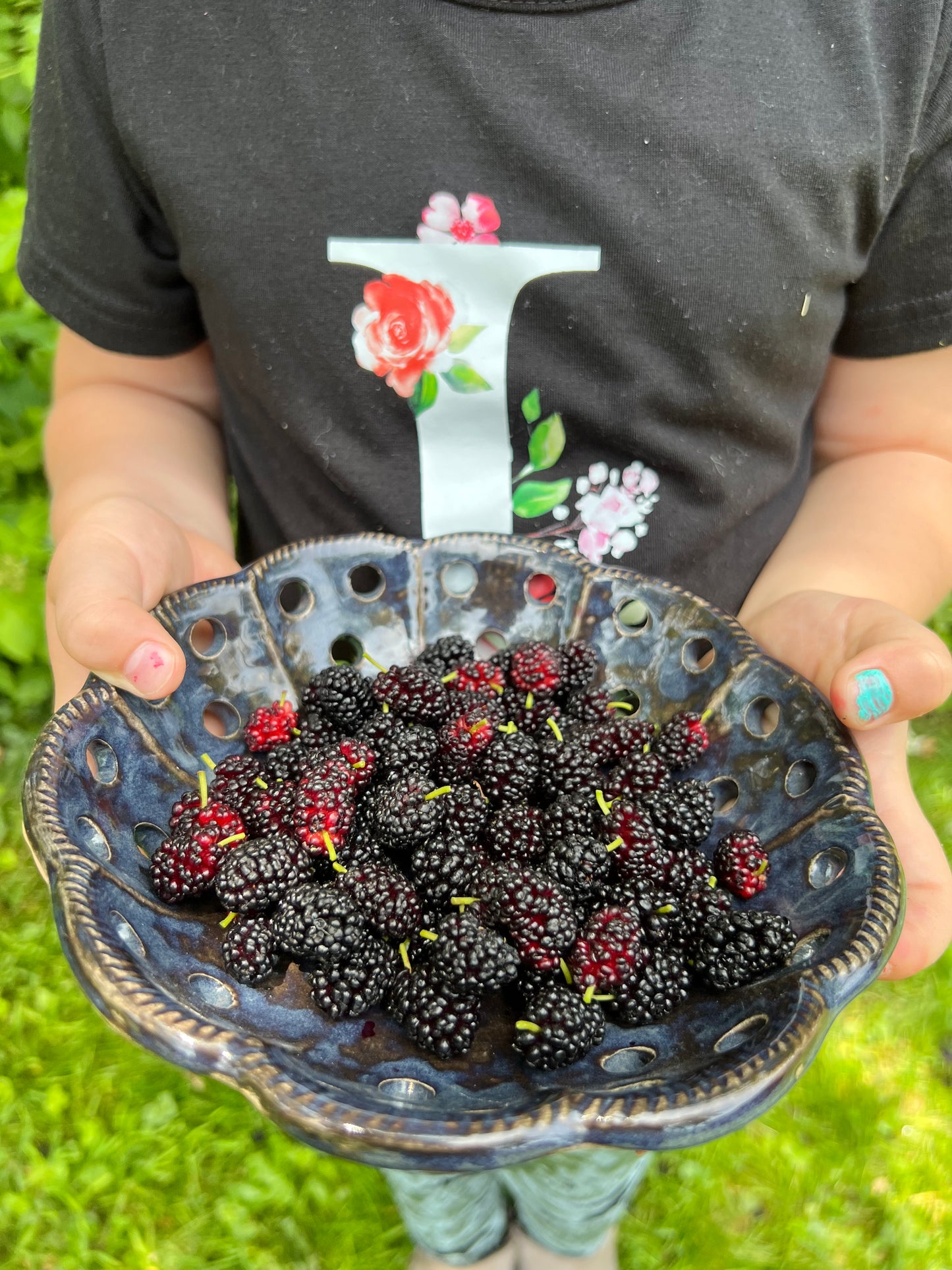 Ceramic Berry Bowl